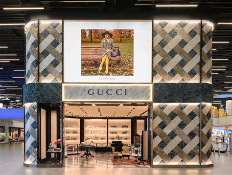 “Cabinet of curiosities” – Gucci brings contemporary eclecticism .